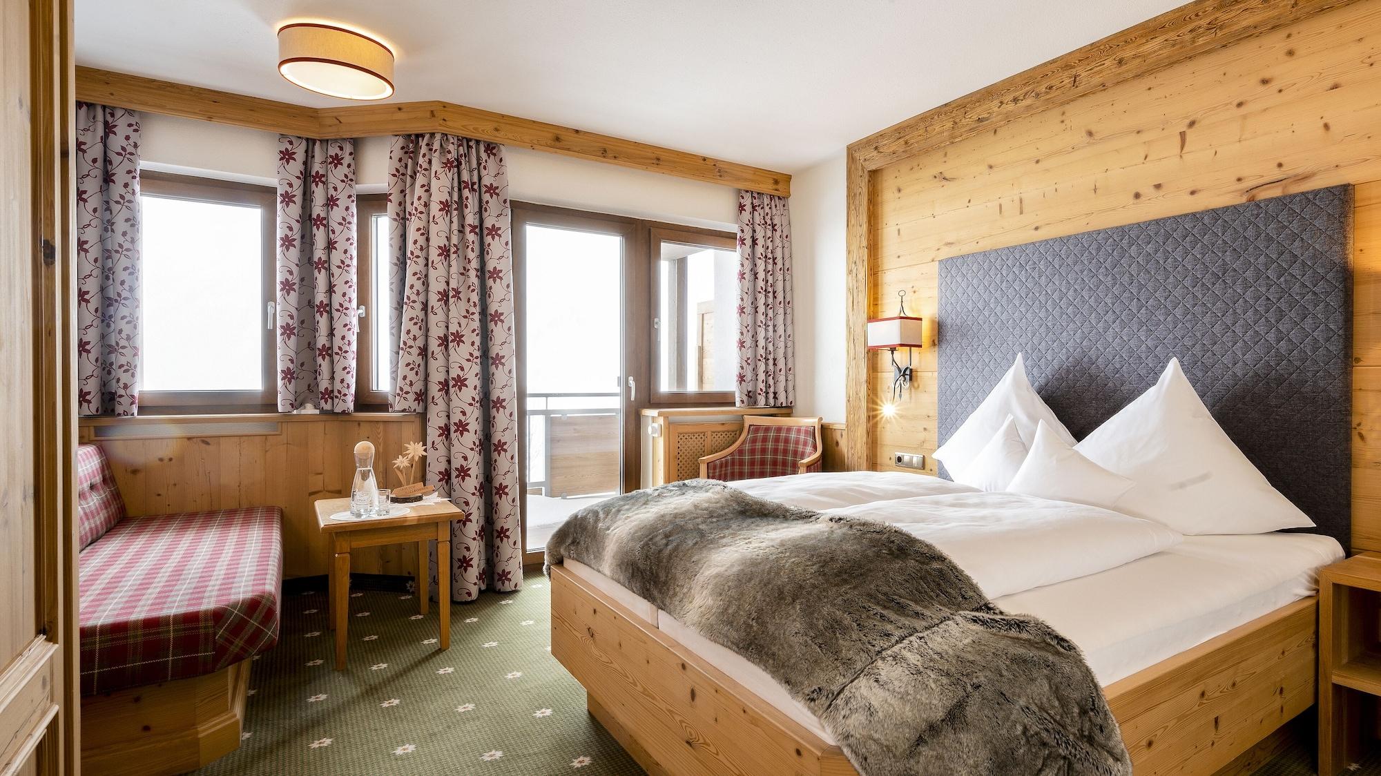 Hotel Almhof Гальтюр Экстерьер фото